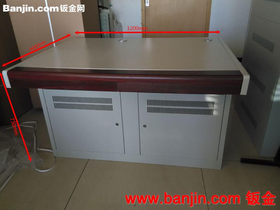 供应 监控平台操作台 单双联平台拼装款式 木面外壳加工