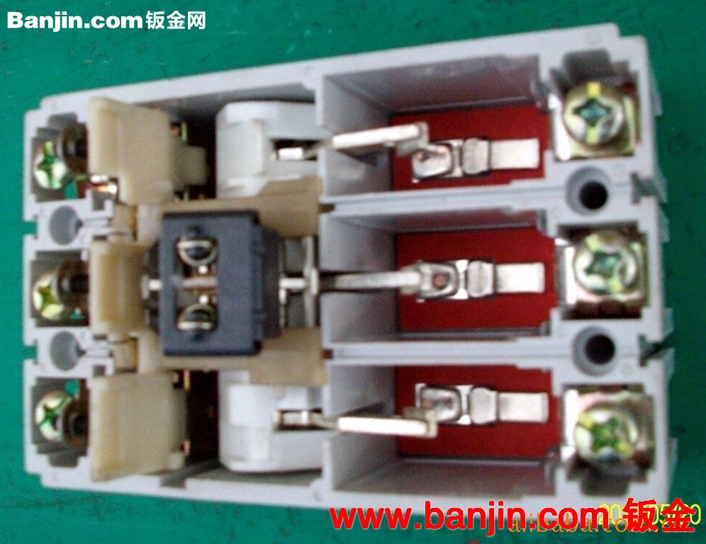 ABB塑壳断路器S6N800