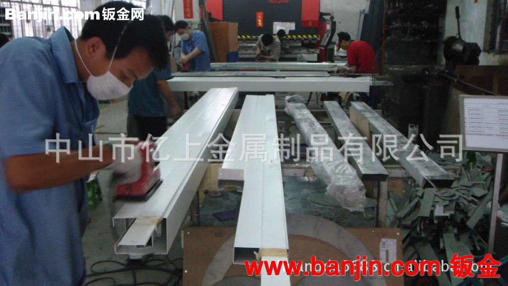 亿上承接提供不锈钢，金属制品及道具定制加工
