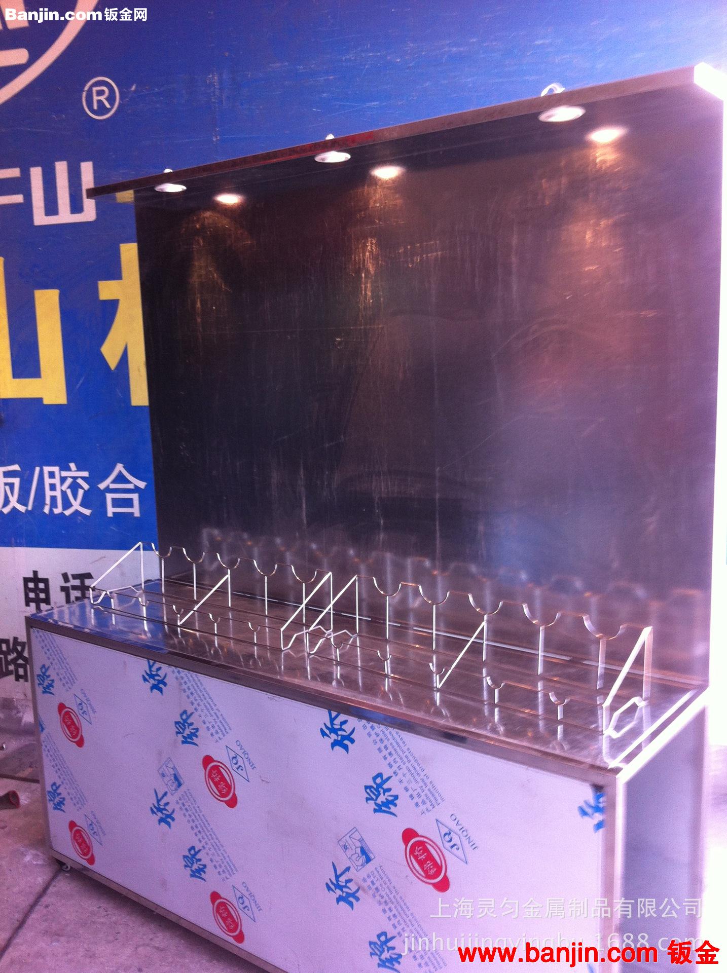 展示柜加工  金属焊接加工  金属剪板折弯 等等