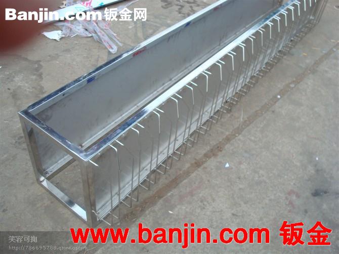 挂酒杯架加工  金属焊接加工  金属剪板折弯  金属表面处理等等
