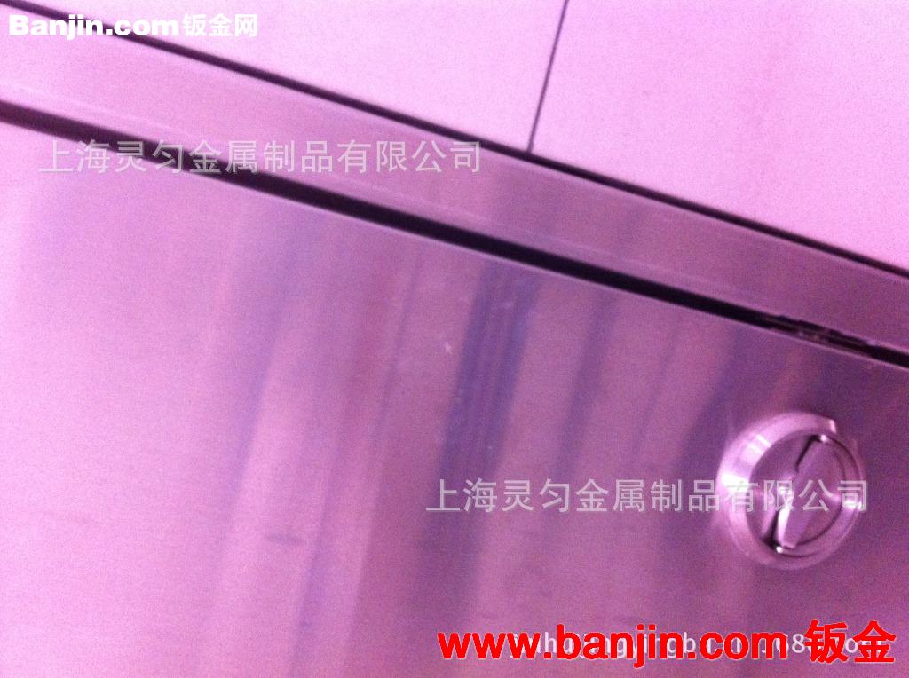 不锈钢门加工  金属焊接加工  金属剪板折弯