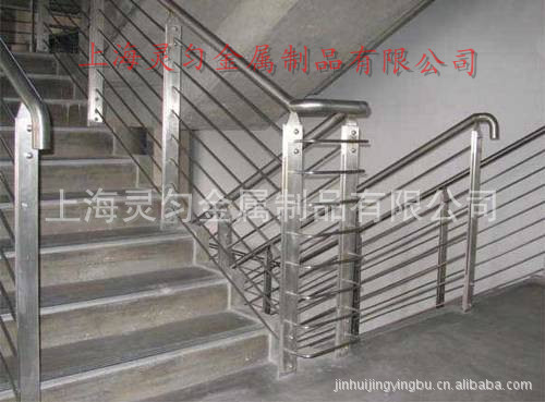 不锈钢楼梯扶手，金属焊接加工，等等