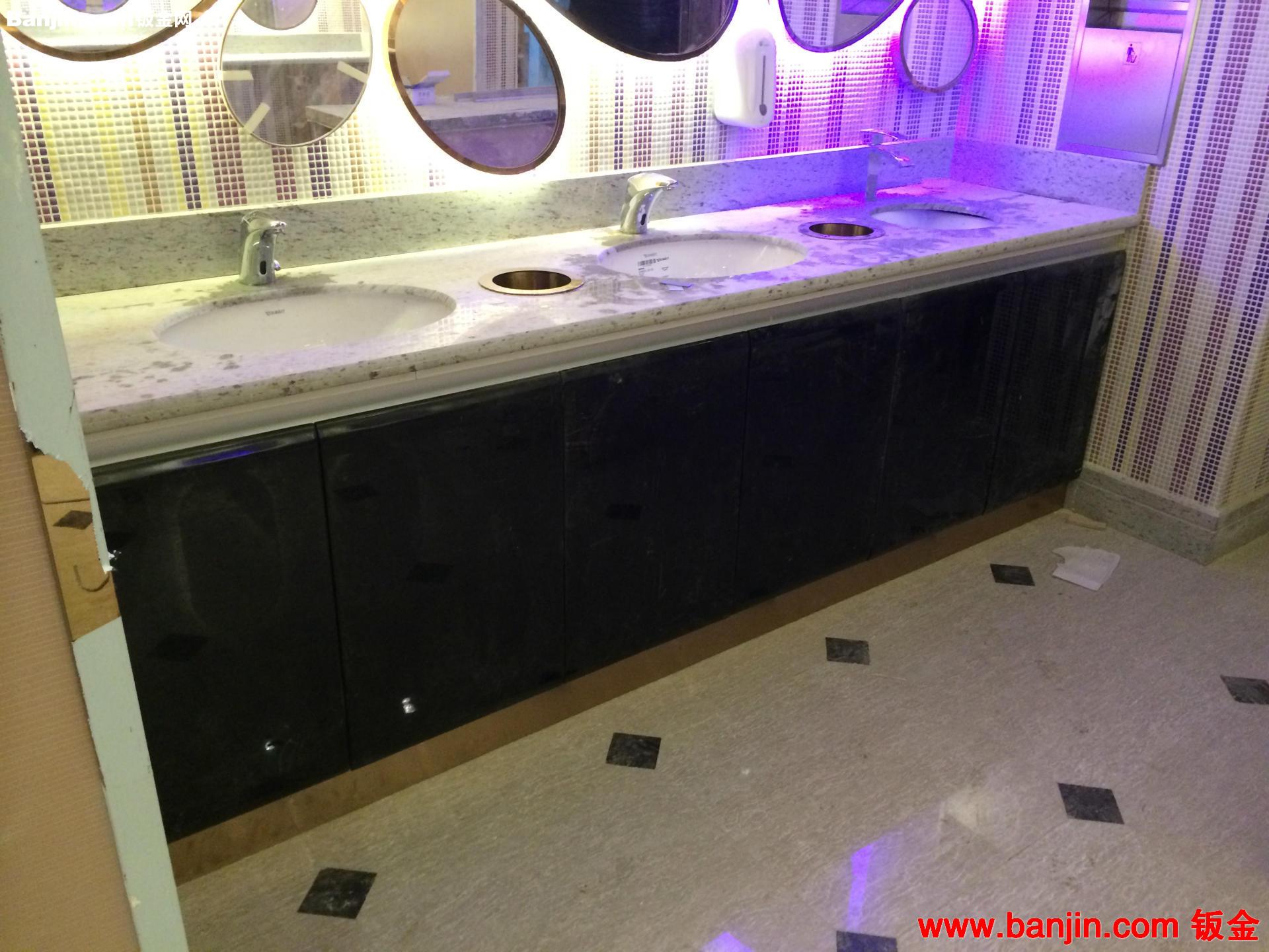 厂家直销 大量供应会所发纹无指纹香槟金墙面背景线条 欢迎订购