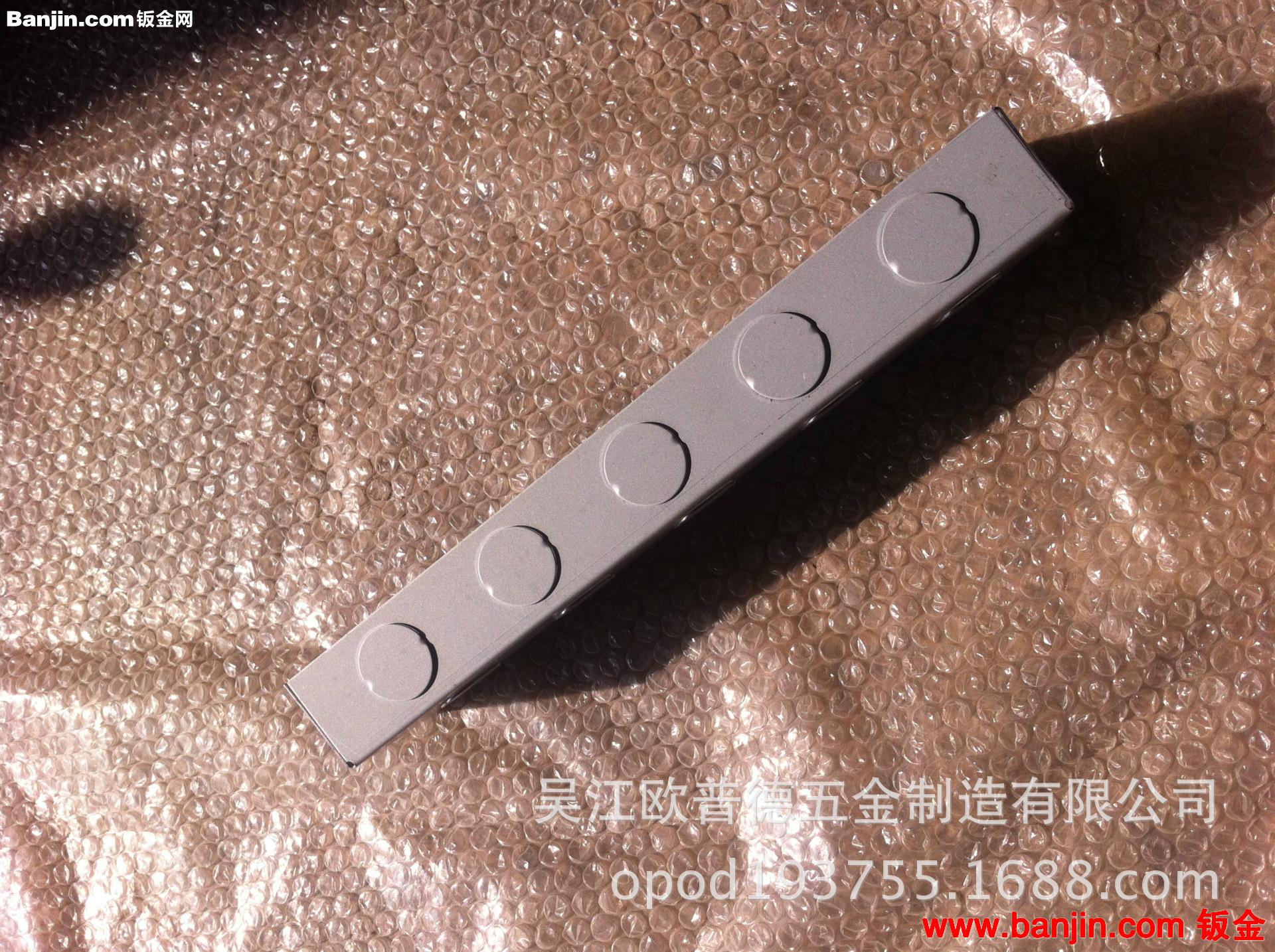 供应建筑、工程用电源开关等预埋盒