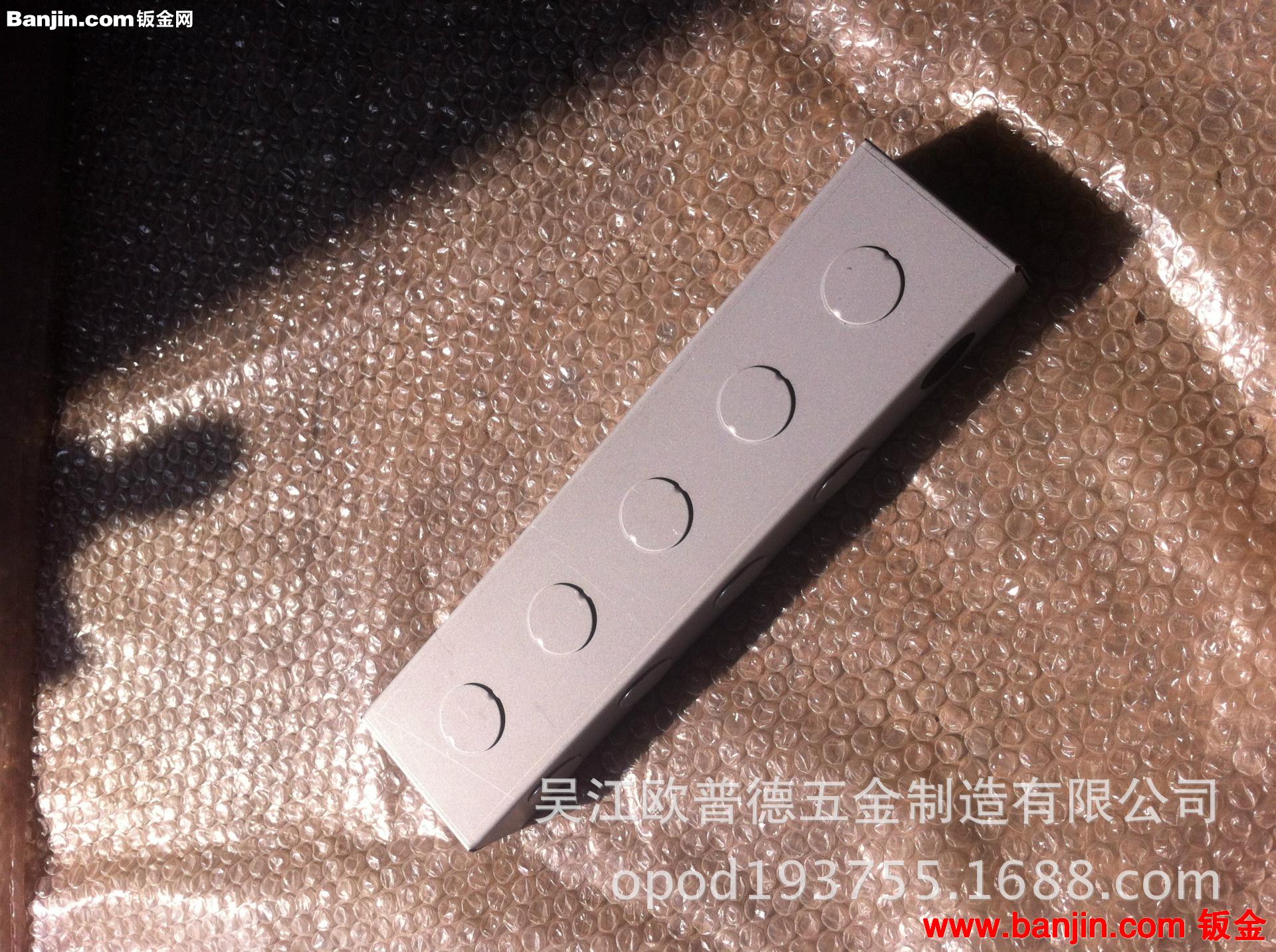 供应建筑、工程用电源开关等预埋盒