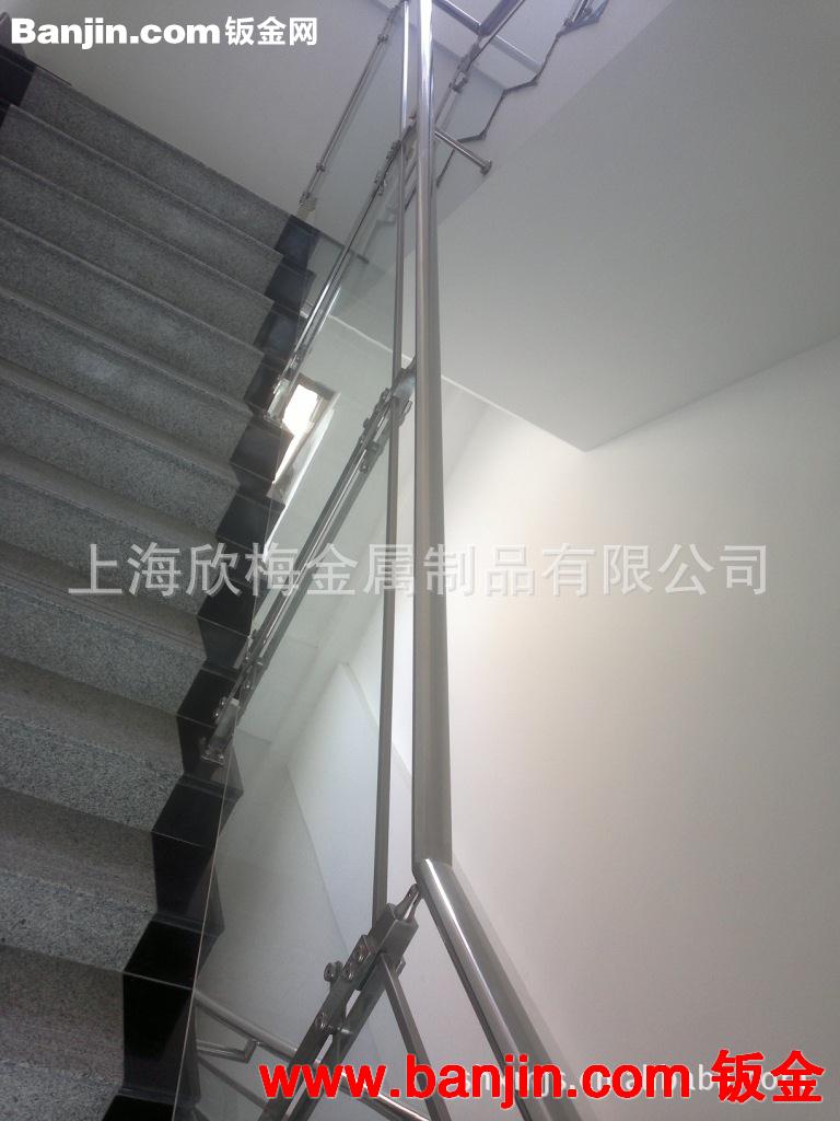 上海厂家供应不锈钢护栏加工 桥梁护栏加工 铁护栏焊接加工