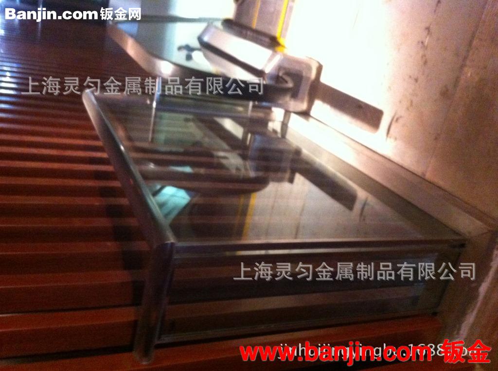 不锈钢楼梯扶手加工  金属焊接加工  表面处理