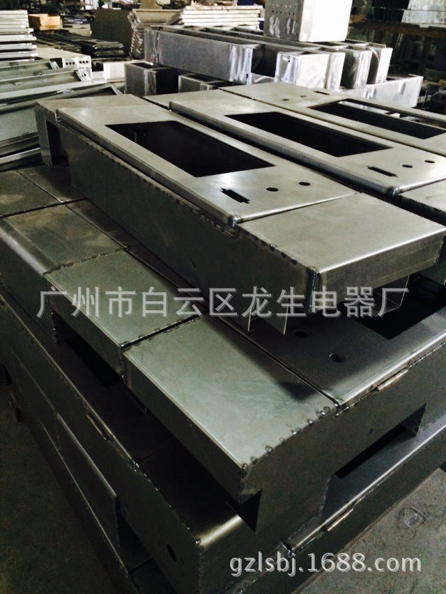 深圳钣金加工 精密冷轧板注塑机钣金加工厂家