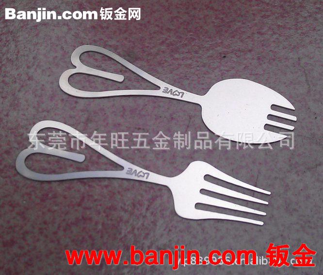 金属腐蚀镂空书签，不锈钢书签，冲压书签