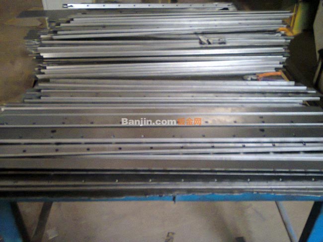 专业钣金加工 LED灯箱壳体 P10LED壳体 P16LED壳体