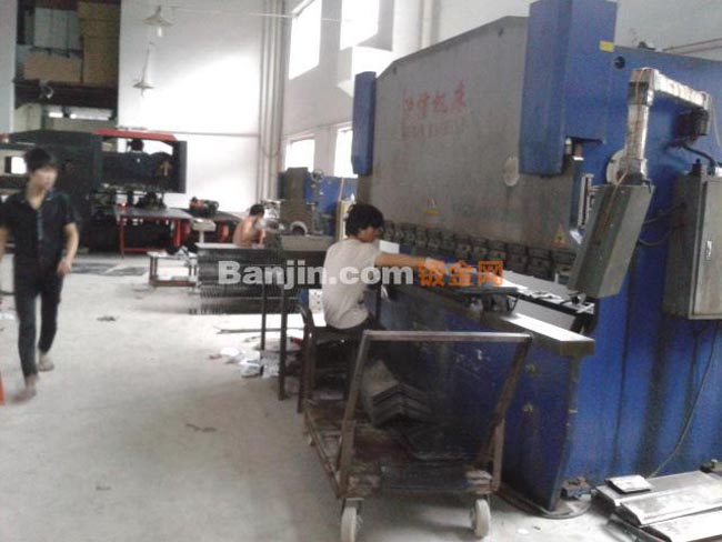 钣金加工 设计生产机箱控制箱加工定制 各种钣金外壳配件加工