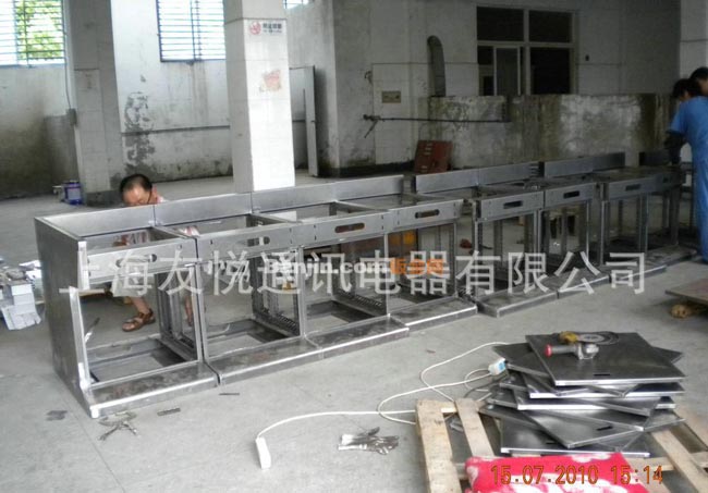 生产供应优质操作台 重型工作台 品质保证