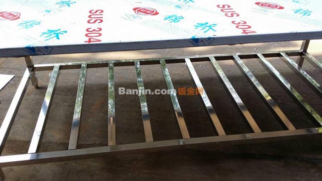 厂家加工厨房用不锈钢台面，双层