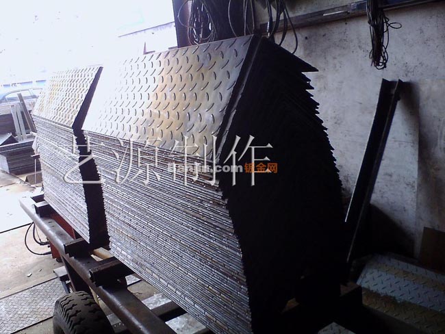专业供应板材压弯（重点推荐产品，欢迎来电咨询）
